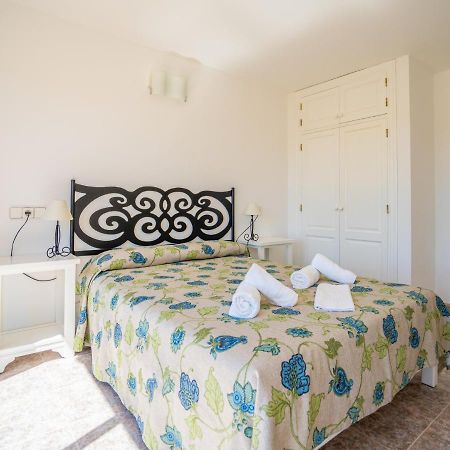 Apartamentos Marcelino - Formentera Break Ес Пухолс Екстериор снимка