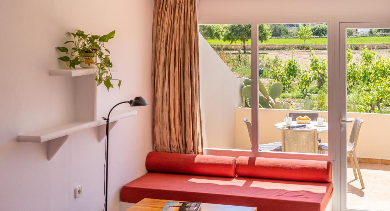 Apartamentos Marcelino - Formentera Break Ес Пухолс Екстериор снимка