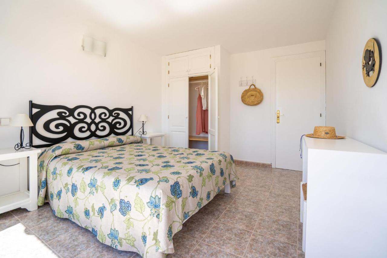 Apartamentos Marcelino - Formentera Break Ес Пухолс Екстериор снимка