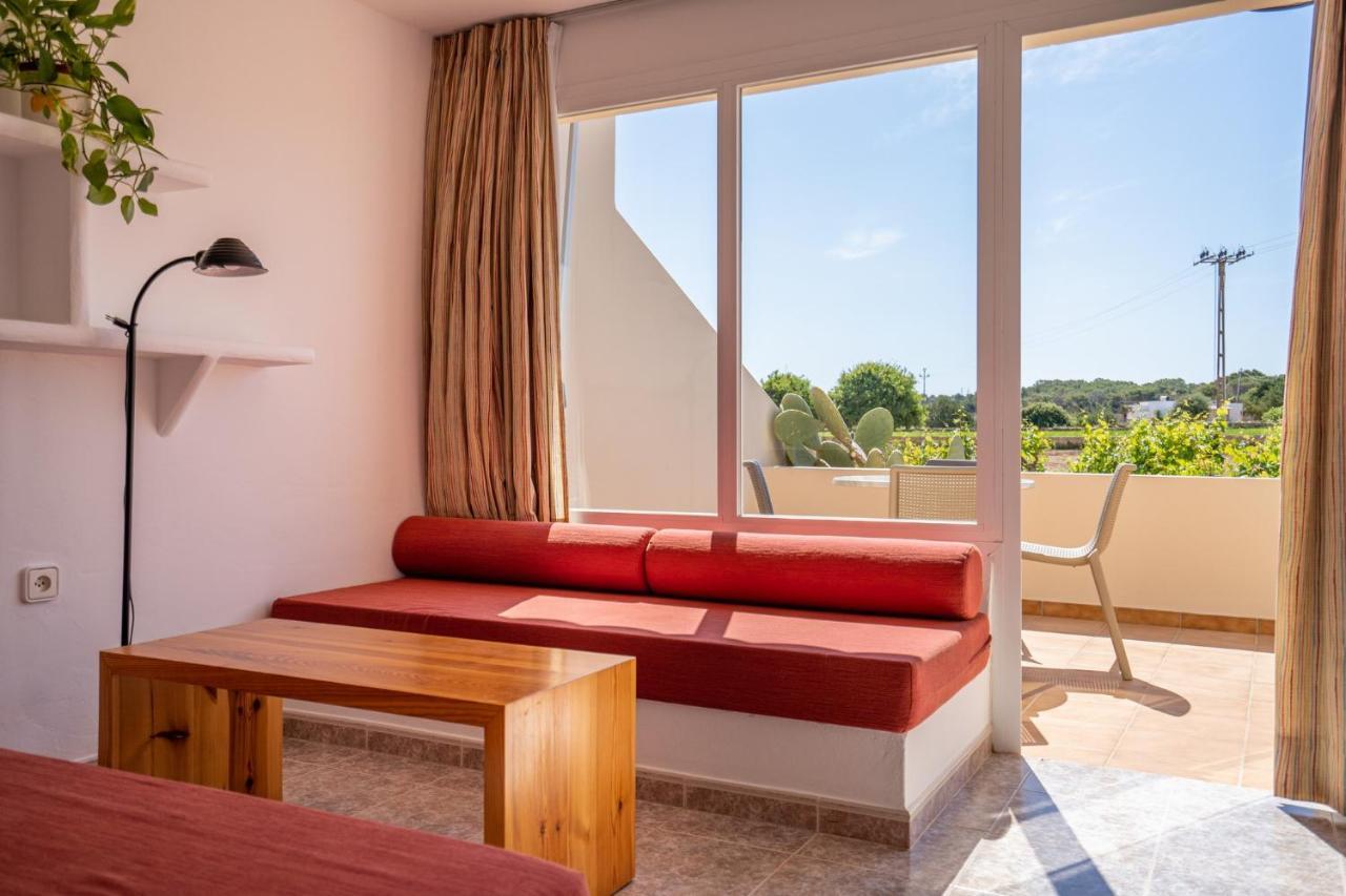 Apartamentos Marcelino - Formentera Break Ес Пухолс Екстериор снимка