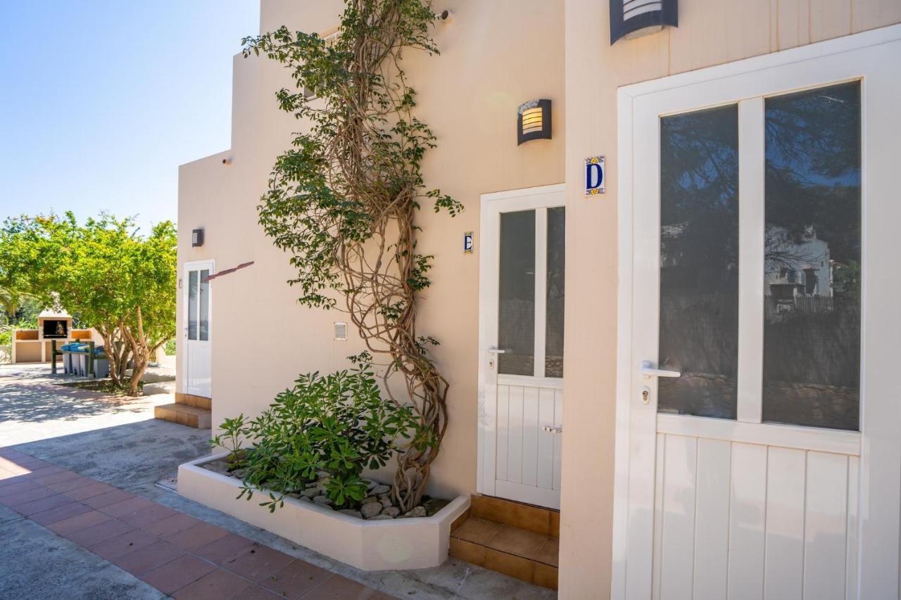 Apartamentos Marcelino - Formentera Break Ес Пухолс Екстериор снимка